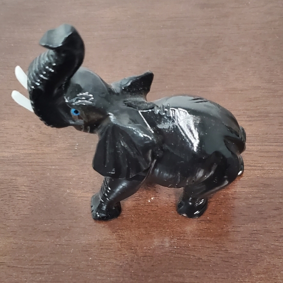 Obsidian Crystal Elephant - Picture 8 of 8